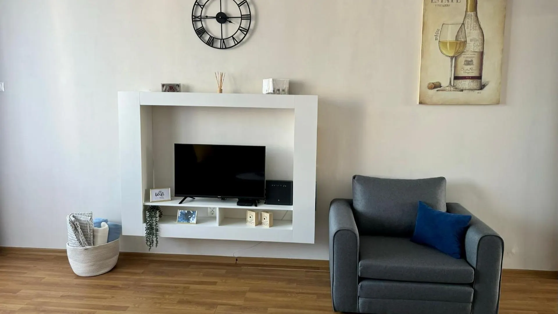 Mayahome Eger Hungary